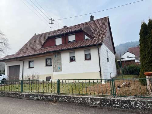 Foto - Haus zum Kaufen in Bopfingen 320.000,00 € 136.67 m²