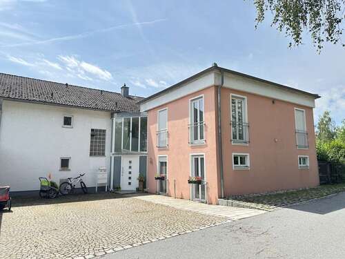 Foto - Haus zum Kaufen in Plattling 459.000,00 € 340 m²