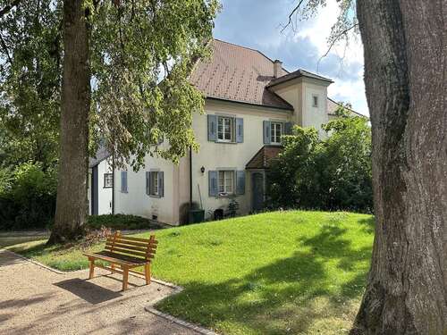 Foto - Haus zum Kaufen in Hüfingen-Hausen v.Wald 340.000,00 € 340 m²