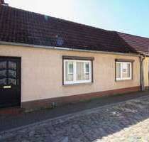 Haus zum Kaufen in Gnoien 39.000,00 € 111.19 m²