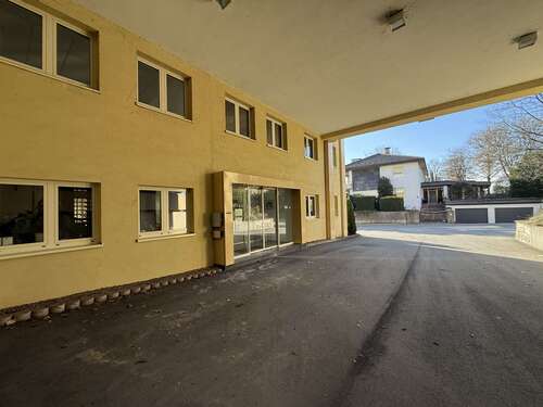 Foto - Haus zum Kaufen in Weidhausen bei Coburg 4.000.000,00 € 1000 m²