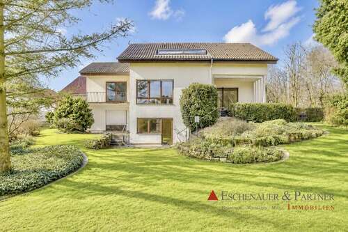 Foto - Haus zum Mieten in Wiesloch 1.950,00 € 214 m²