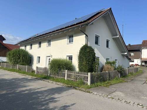 Foto - Haus zum Kaufen in Haarbach 360.000,00 € 210 m²