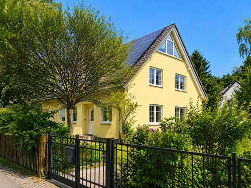 Foto - Haus zum Kaufen in Berlin 649.000,00 € 130 m²