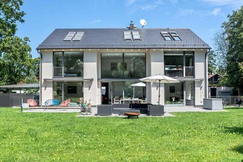 Foto - Haus zum Mieten in Vaterstetten 8.900,00 € 407 m²