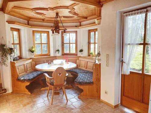 Foto - Haus zum Kaufen in Holzkirchen 1.100.000,00 € 143 m²