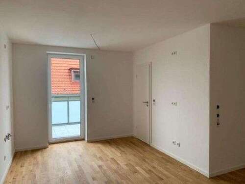 Foto - Wohnung zum Mieten in Würzburg 720,00 € 77 m²