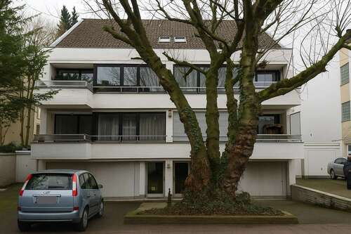 Foto - Haus zum Kaufen in Köln 2.190.000,00 € 526 m²