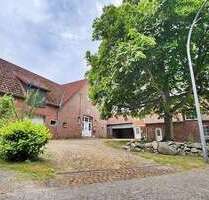 Haus zum Kaufen in Bremervörde 295.000,00 € 327 m²