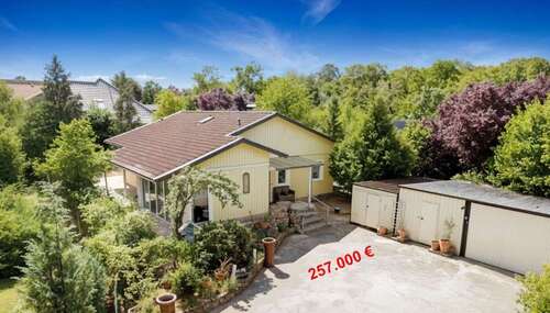 Foto - Haus zum Kaufen in Uetze 257.000,00 € 117 m²