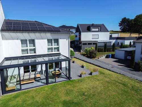 Foto - Haus zum Kaufen in Straßenhaus 597.000,00 € 149 m²