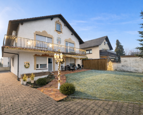 Foto - Wohnung zum Kaufen in Oberhausen-Rheinhausen 219.000,00 € 114 m²