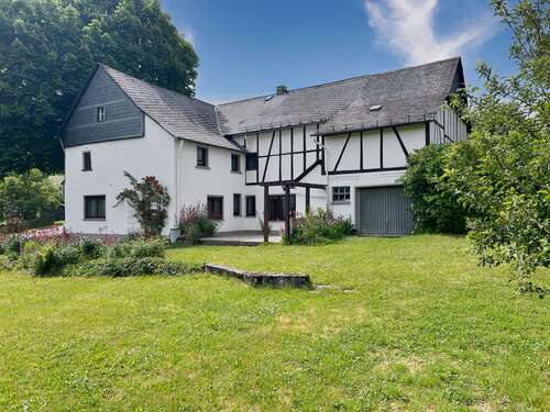 Foto - Haus zum Kaufen in Beltheim Schnellbach 179.000,00 € 160 m²