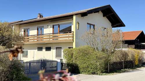 Foto - Haus zum Mieten in Chieming 1.690,00 € 125 m²