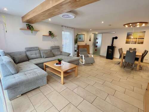 Foto - Wohnung zum Kaufen in Weidenstetten 319.000,00 € 202 m²