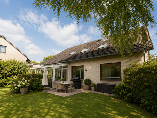 Foto - Haus zum Kaufen in Buxtehude 657.000,00 € 257 m²