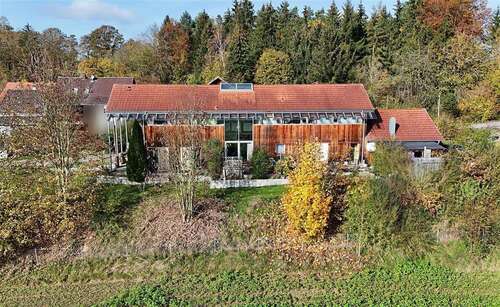Foto - Haus zum Kaufen in Geiselhöring 549.000,00 € 260 m²