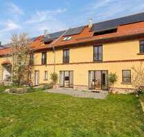Haus zum Kaufen in Elstertrebnitz 360.000,00 € 235.5 m²