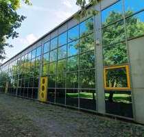 Halle in Bad Salzuflen-Lockhausen 3.200.000,00 € 5350 m²