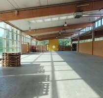 Halle in Bad Salzuflen-Lockhausen 3.200.000,00 € 5350 m²