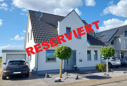 Foto - Haus zum Kaufen in Linnich 450.000,00 € 111.4 m²
