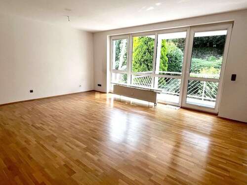 Foto - Wohnung zum Kaufen in Mülheim an der Ruhr 165.000,00 € 91 m²