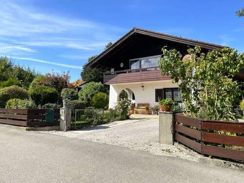 Foto - Haus zum Kaufen in Bernau am Chiemsee 620.000,00 € 140 m²