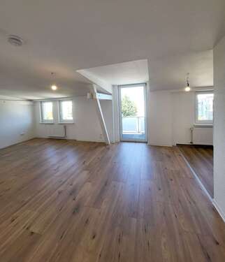 Foto - Wohnung zum Mieten in Magdeburg 600,00 € 73 m²
