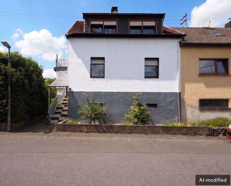 Foto - Haus zum Kaufen in Quierschied 89.000,00 € 112 m²