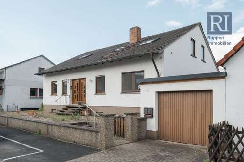 Foto - Haus zum Kaufen in Schwarzach am Main 389.000,00 € 191 m²