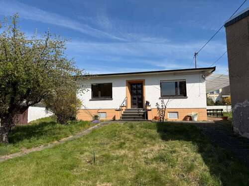 Foto - Haus zum Kaufen in Saffig 309.000,00 € 140 m²