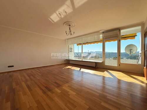 Foto - Wohnung zum Mieten in Siegen 699,00 € 84.7 m²