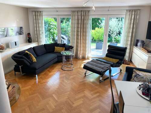 Foto - Haus zum Kaufen in Putzbrunn 1.520.000,00 € 150 m²