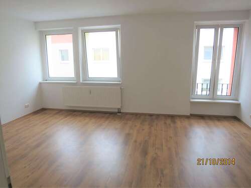 Foto - Wohnung zum Mieten in Magdeburg 460,00 € 67 m²