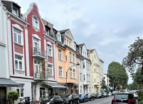 Foto - Haus zum Kaufen in Düsseldorf 1.985.000,00 € 500 m²