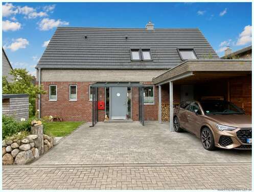 Foto - Haus zum Kaufen in Husum 769.000,00 € 126.9 m²