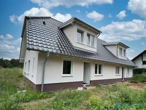 Foto - Haus zum Mieten in Havelberg 993,00 € 135 m²