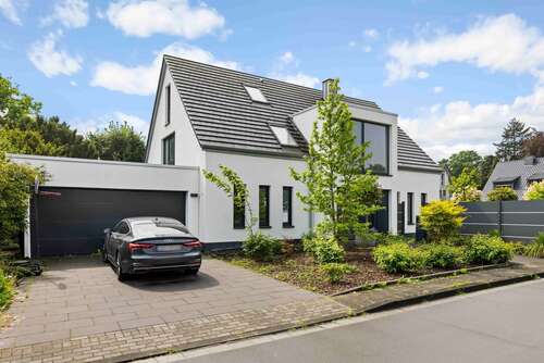 Foto - Haus zum Kaufen in Neuss 1.750.000,00 € 238 m²