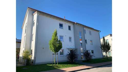 Foto - Wohnung zum Mieten in Neuendettelsau 850,00 € 86.15 m²