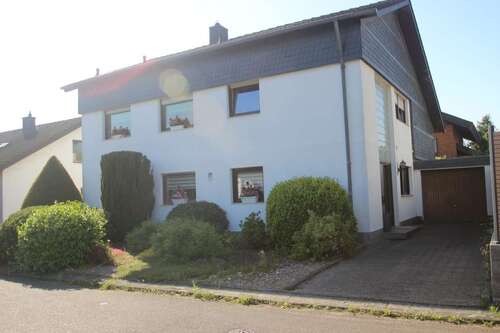 Foto - Haus zum Kaufen in Köln Zündorf 799.000,00 € 196 m²