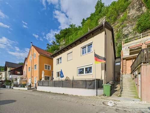 Foto - Haus zum Kaufen in Pielenhofen 289.000,00 € 179.21 m²