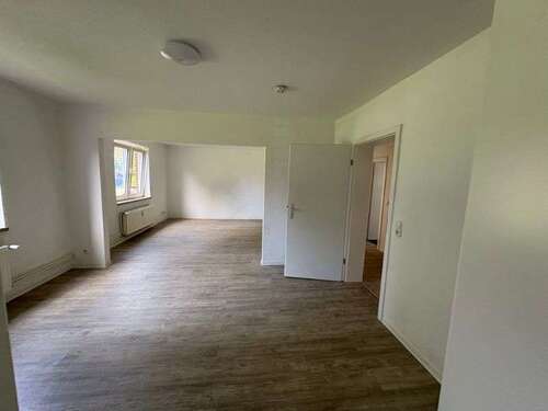 Foto - Wohnung zum Mieten in Büdelsdorf 535,00 € 66.93 m²