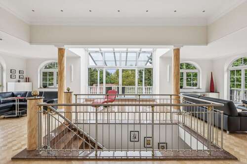 Foto - Haus zum Kaufen in GlienickeNordbahn 1.790.000,00 € 388 m²