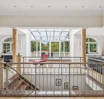 Haus zum Kaufen in GlienickeNordbahn 1.790.000,00 € 388 m² - Glienicke/Nordbahn