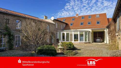 Foto - Haus zum Kaufen in Brück 1.499.000,00 € 645 m²