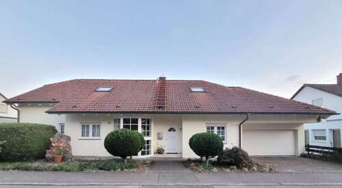 Foto - Haus zum Kaufen in Weissach 940.000,00 € 268 m²