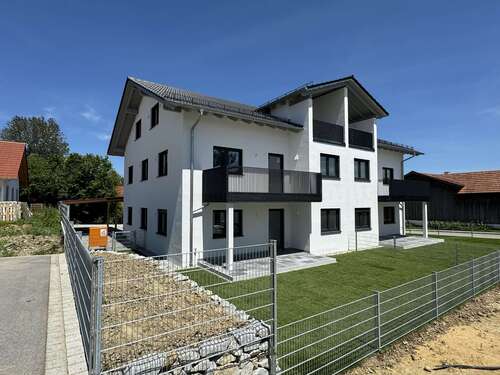 Foto - Wohnung zum Mieten in Egglkofen 920,00 € 89 m²