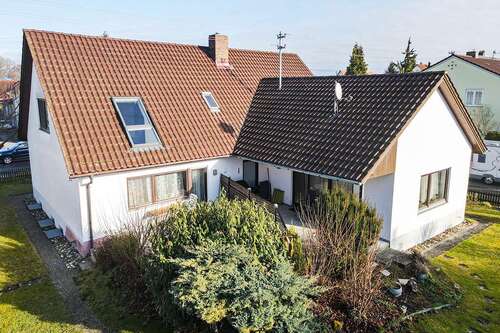 Foto - Haus zum Kaufen in Altheim 389.000,00 € 241 m²