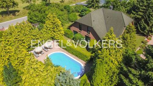 Foto - Haus zum Kaufen in Dummerstorf 749.000,00 € 240 m²
