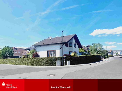 Foto - Haus zum Kaufen in Bad Camberg 469.000,00 € 165 m²